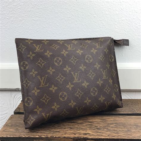 mens louis vuitton toiletry bag|louis vuitton vintage toiletry bag.